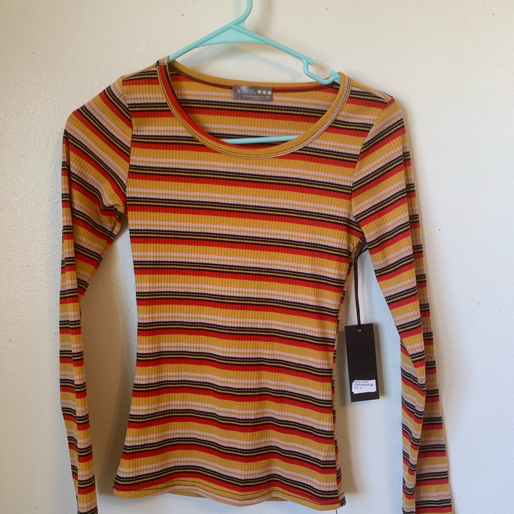 Women rubbed long sleeve tee
